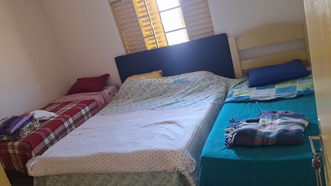 Casa para alquiler de vacaciones em águas de Lindóia (Jardim das Américas)