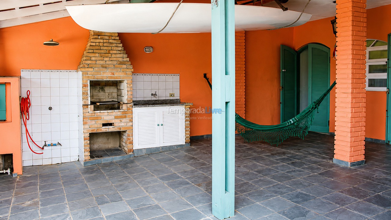 Casa para aluguel de temporada em Ubatuba (Lagoinha)