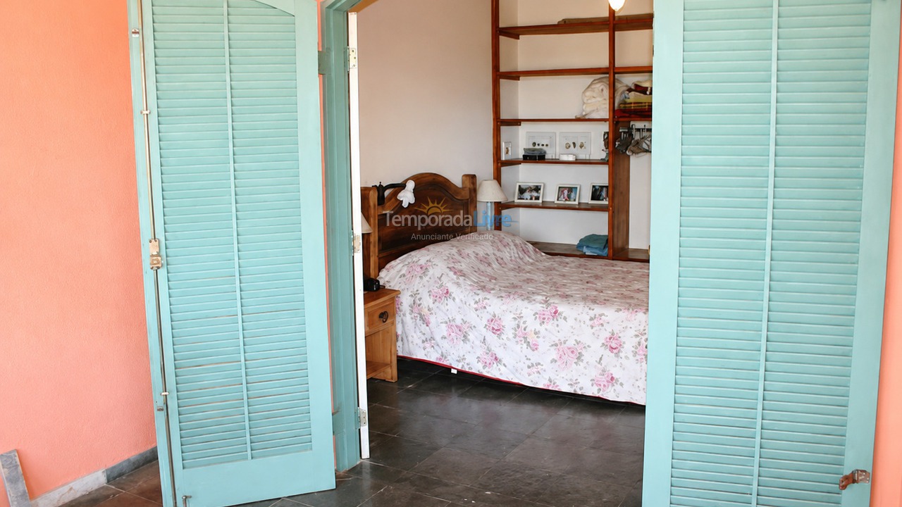Casa para aluguel de temporada em Ubatuba (Lagoinha)