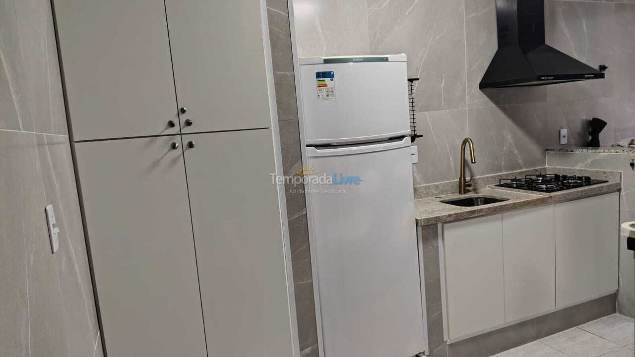 Apartamento para aluguel de temporada em Praia Grande (Guilhermina)