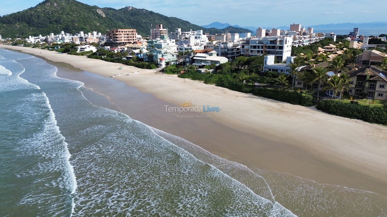 Apartamento para aluguel de temporada em Bombinhas (Canto Grande)