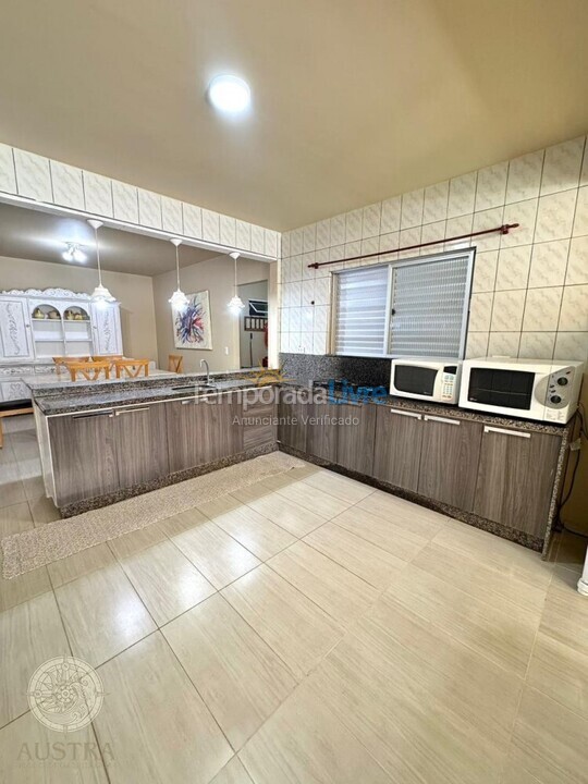 Casa para alquiler de vacaciones em Bombinhas (Mariscal)