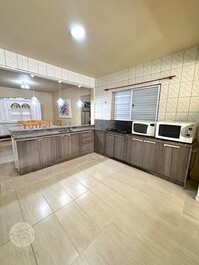 Ampla cozinha