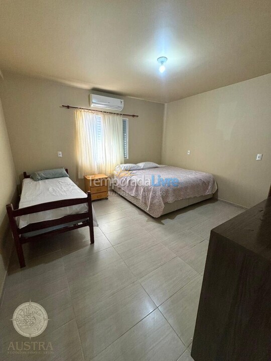 Casa para alquiler de vacaciones em Bombinhas (Mariscal)