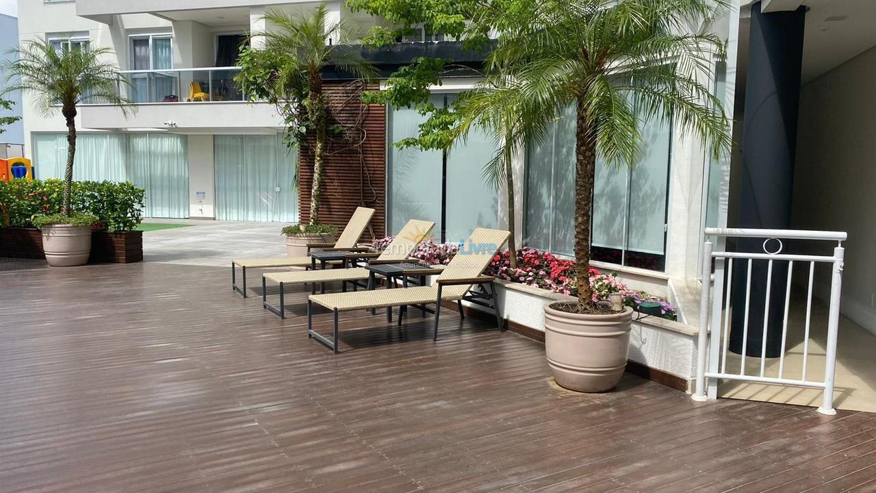 Apartamento para aluguel de temporada em Florianópolis (Jurere Tradicional)