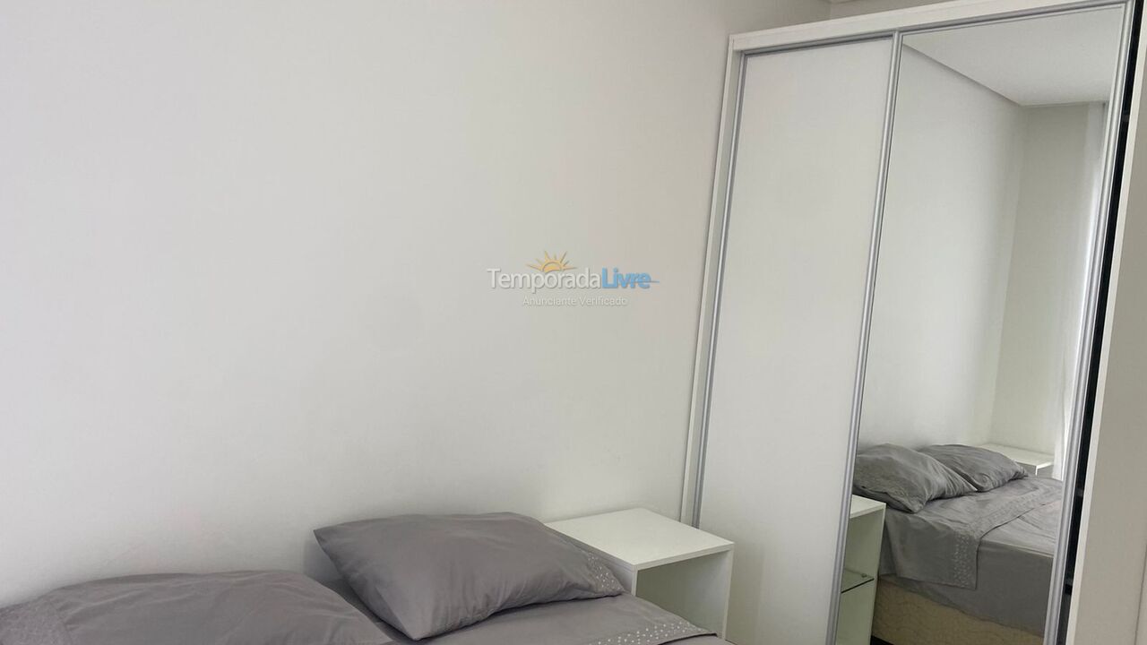 Apartamento para aluguel de temporada em Florianópolis (Jurere Tradicional)