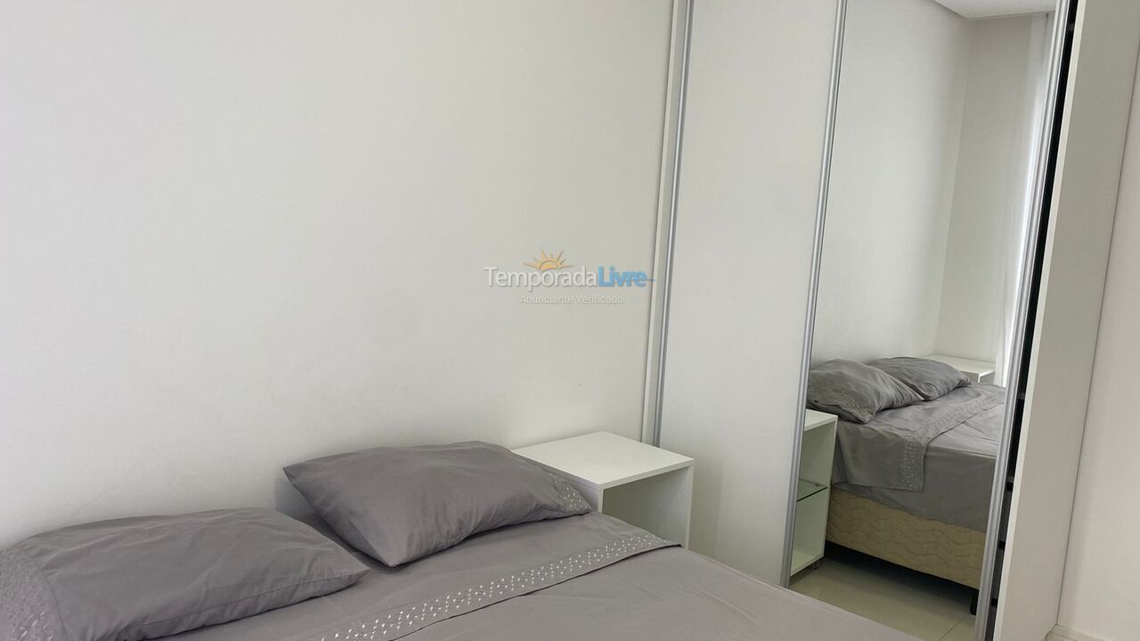 Apartamento para aluguel de temporada em Florianópolis (Jurere Tradicional)