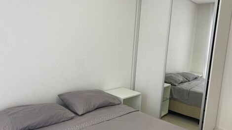 Apartamento de 03 Dorm com Varanda Gourmet e Lazer