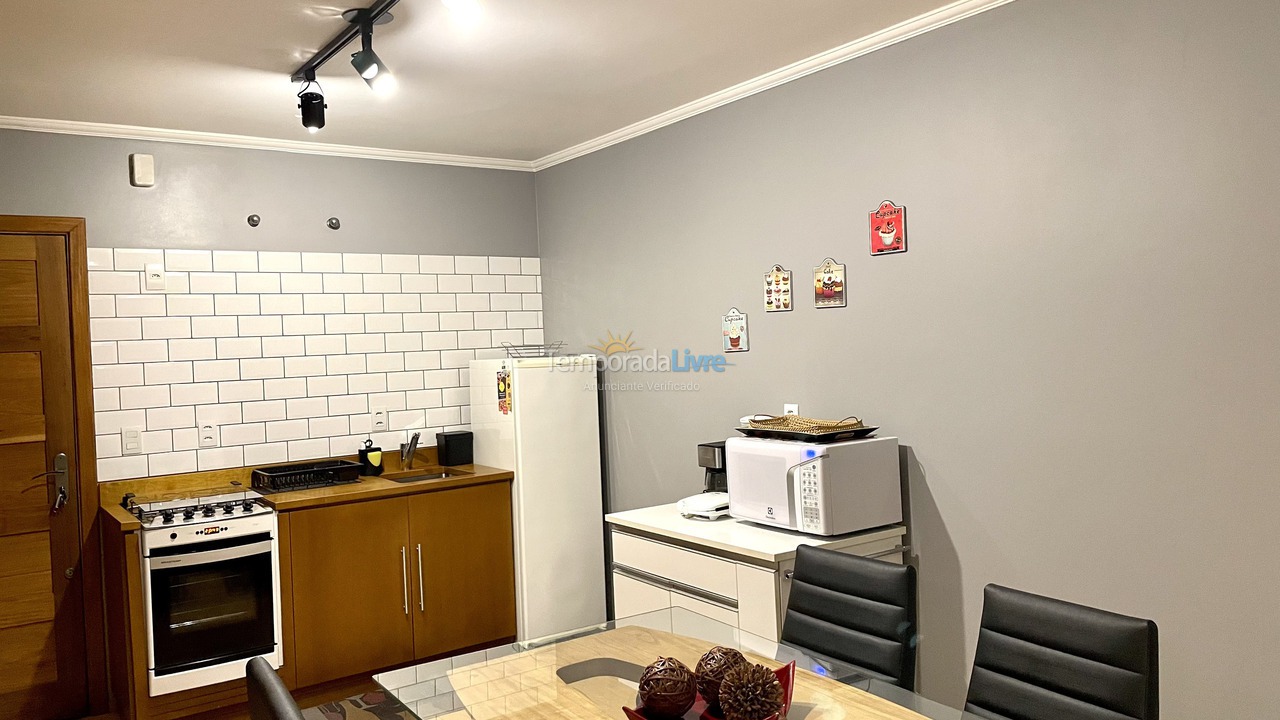 Apartamento para aluguel de temporada em Gramado (Centro)