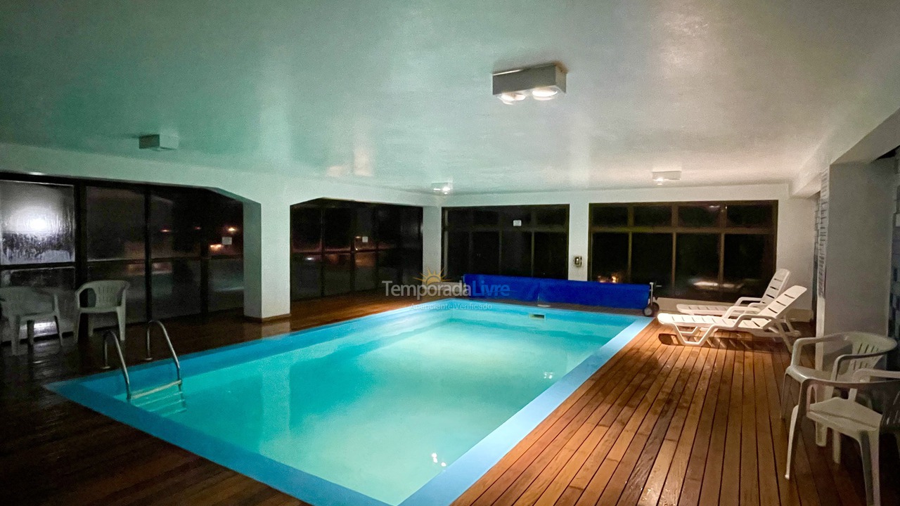 Apartamento para aluguel de temporada em Gramado (Centro)