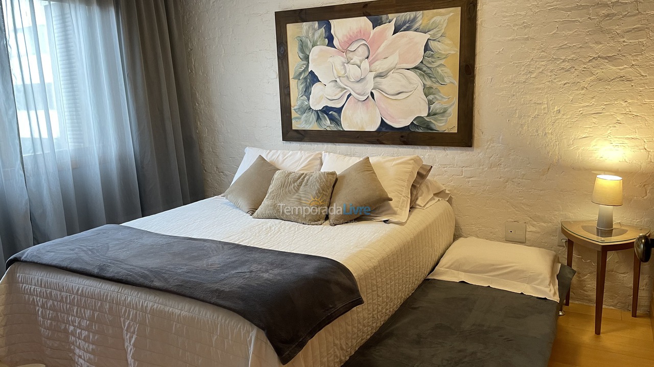 Apartamento para aluguel de temporada em Gramado (Centro)