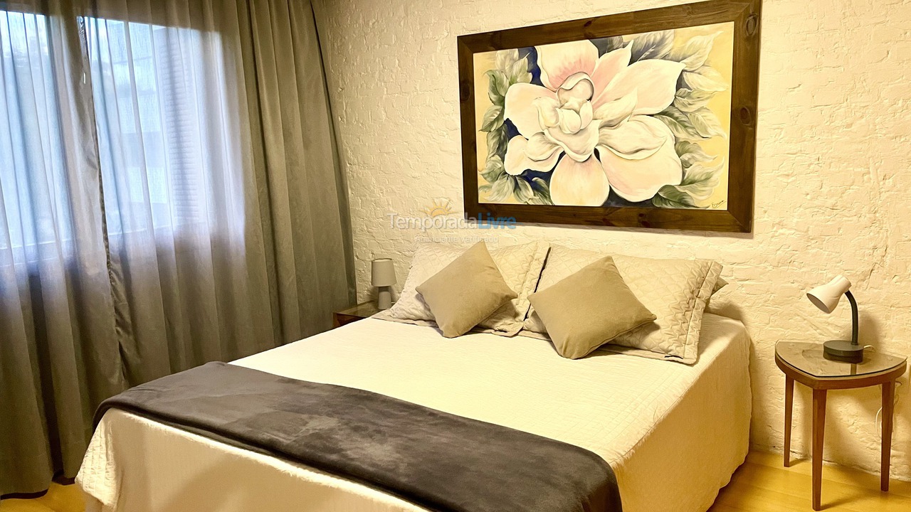 Apartamento para aluguel de temporada em Gramado (Centro)
