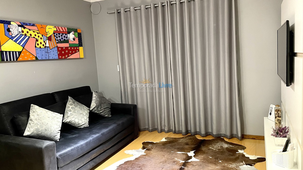 Apartamento para aluguel de temporada em Gramado (Centro)