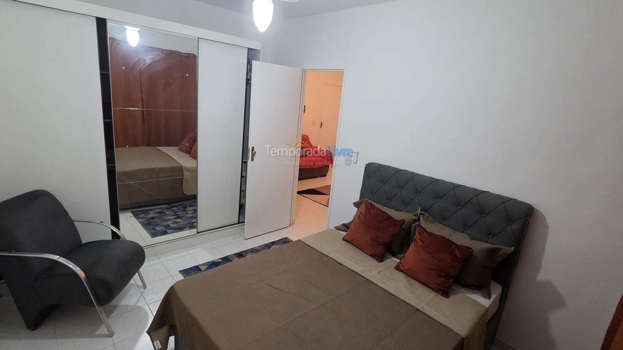 Apartment for vacation rental in Guarujá (Enseada)