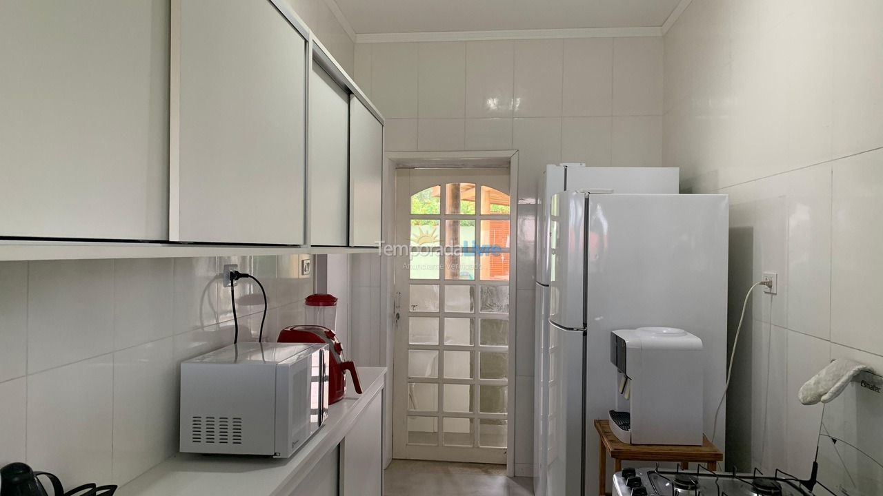 Casa para aluguel de temporada em Ubatuba (Lagoinha)