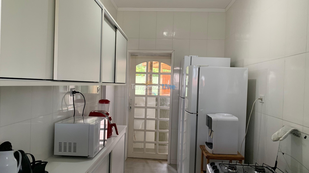 Casa para aluguel de temporada em Ubatuba (Lagoinha)