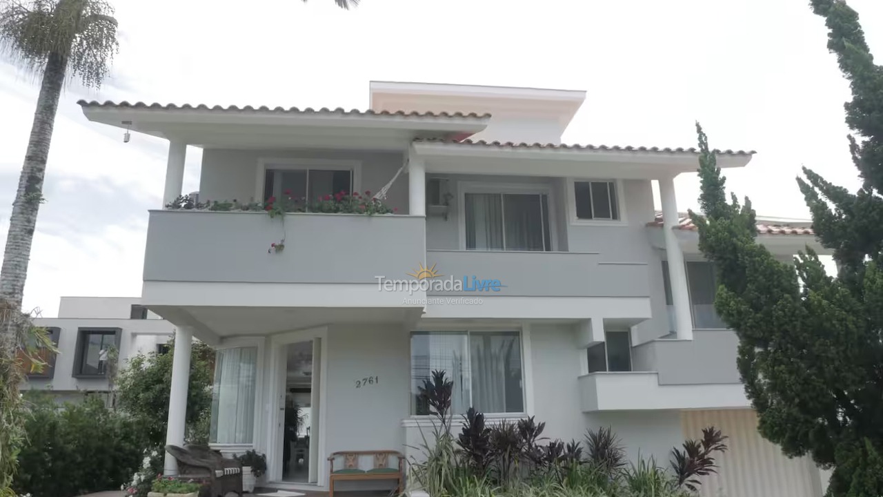 Casa para aluguel de temporada em Florianopolis (Jurerê Internacional)