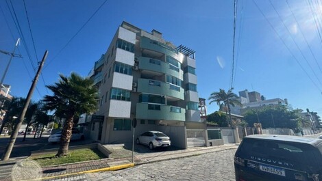 Apartamento para alugar em Bombinhas - Praia de Bombas