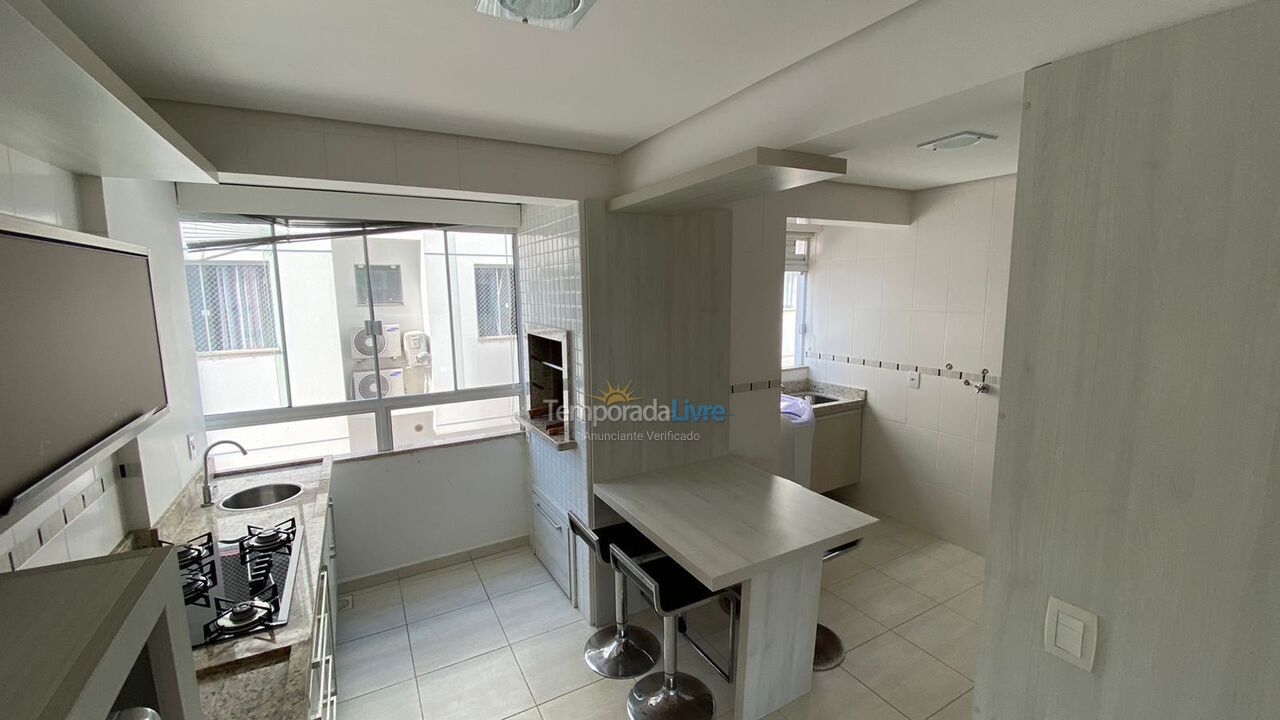 Apartamento para alquiler de vacaciones em Governador Celso Ramos (Praia de Palmas)