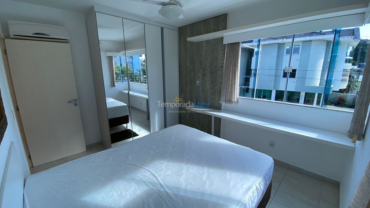 Apartamento para alquiler de vacaciones em Governador Celso Ramos (Praia de Palmas)