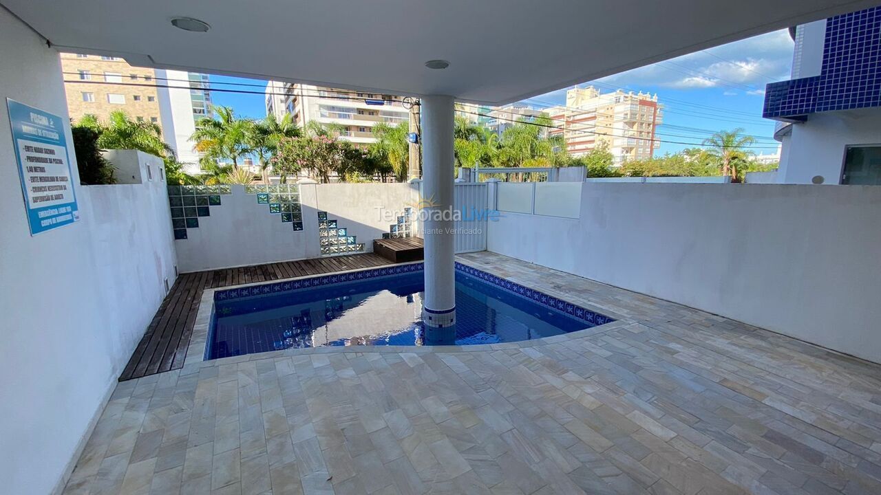 Apartamento para alquiler de vacaciones em Governador Celso Ramos (Praia de Palmas)