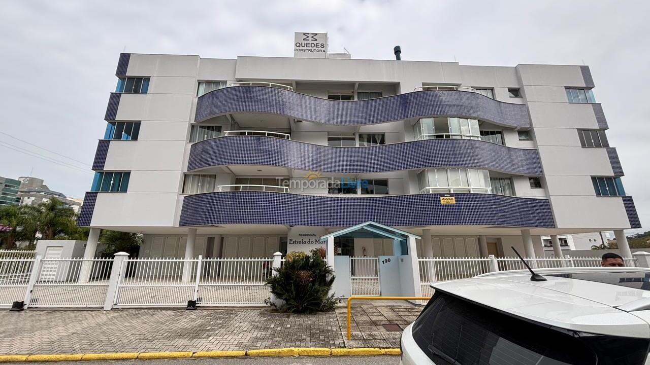 Apartamento para alquiler de vacaciones em Governador Celso Ramos (Praia de Palmas)