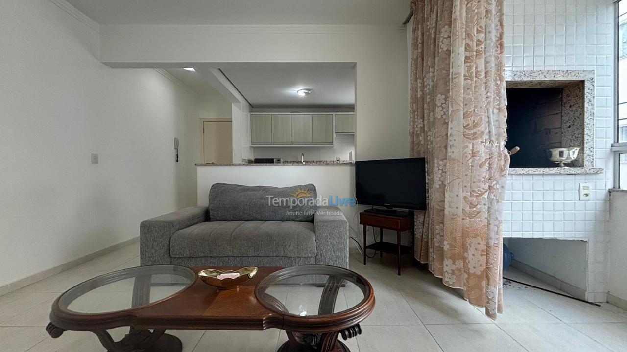 Apartamento para alquiler de vacaciones em Governador Celso Ramos (Praia de Palmas)