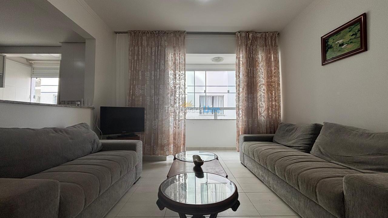 Apartamento para alquiler de vacaciones em Governador Celso Ramos (Praia de Palmas)