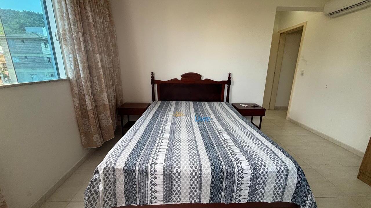 Apartamento para alquiler de vacaciones em Governador Celso Ramos (Praia de Palmas)