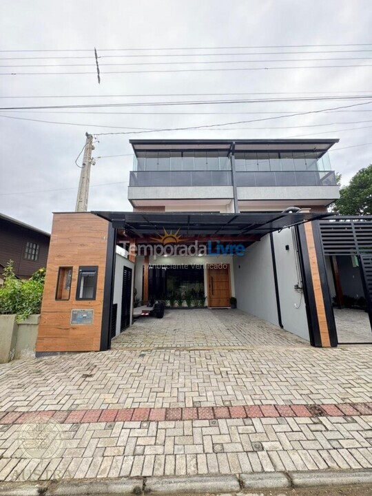 House for vacation rental in Bombinhas (Mariscal)