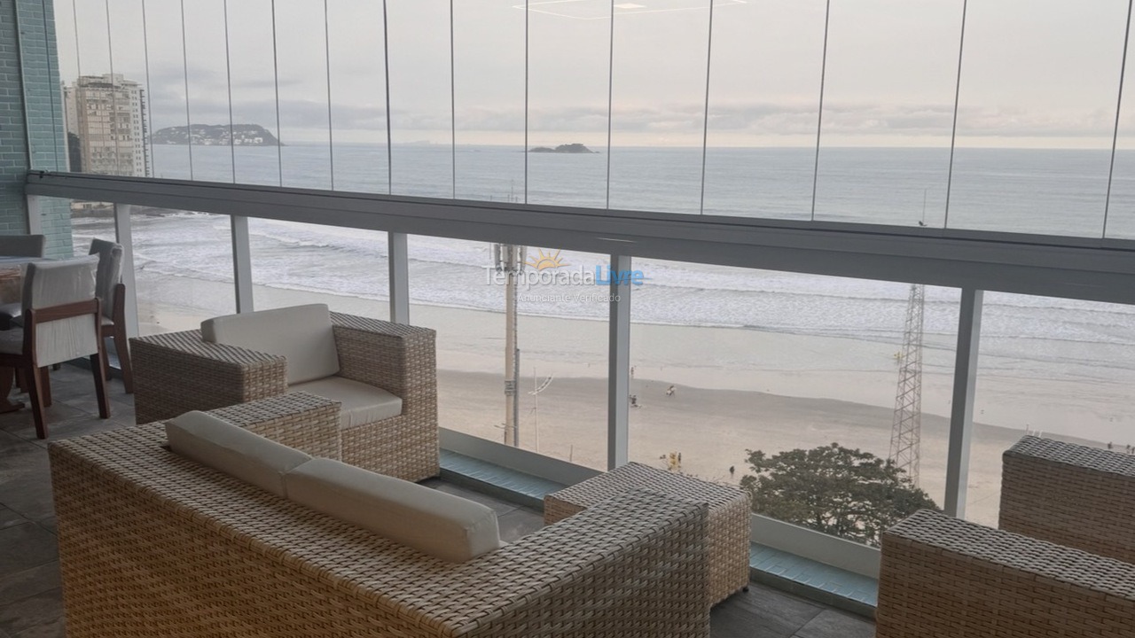 Apartment for vacation rental in Guarujá (Pitangueiras)