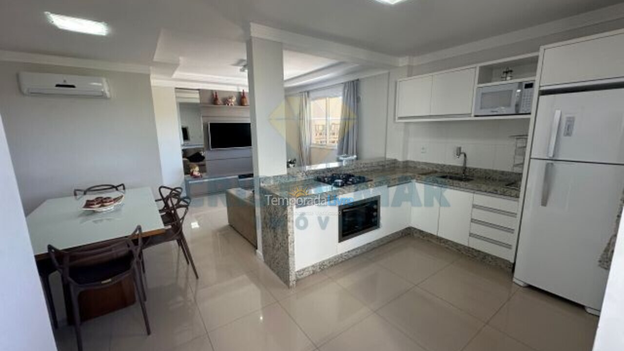 Apartamento para aluguel de temporada em Bombinhas (Canto Grande)