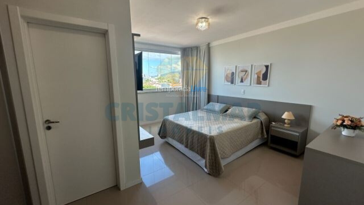 Apartamento para aluguel de temporada em Bombinhas (Canto Grande)