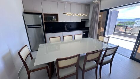 APARTAMENTO ÁTICO DE 3 DORMITORIOS EN CANTO GRANDE - BOMBINHAS