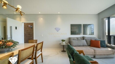 Apartamento de tres habitaciones frente a la playa en Canto Grande