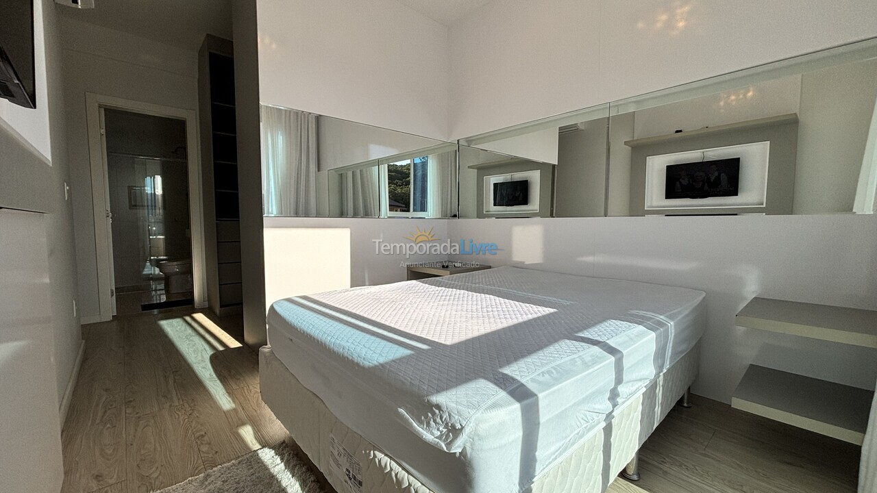 Apartment for vacation rental in Bombinhas (Morrinhos)