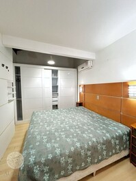 Casa em Bombas para 06 pessoas
