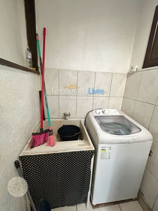 Casa para aluguel de temporada em Bombinhas (Praia de Bombas)