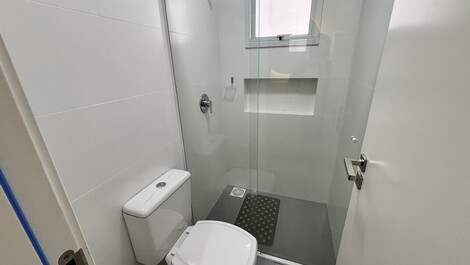 APARTAMENTO TRÊS QUARTOS EM CANTO GRANDE