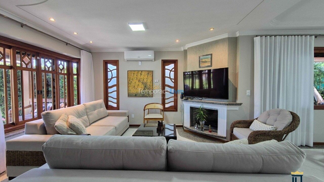 Casa para alquiler de vacaciones em Florianopolis (Jurerê Internacional)