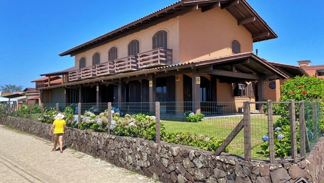 Casa para alugar em Torres - Praia da Cal
