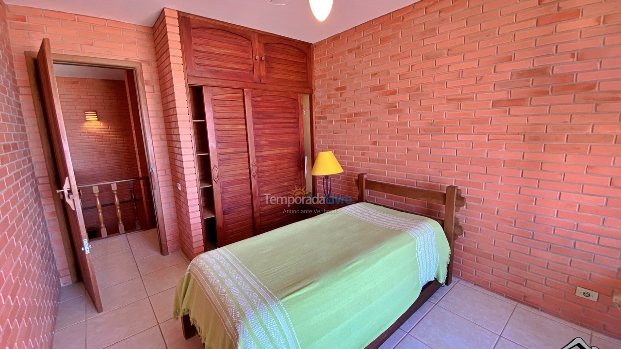 Casa para aluguel de temporada em Torres (Praia da Cal)