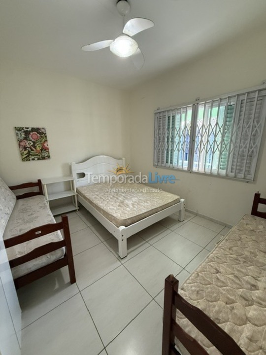Casa para alquiler de vacaciones em São Francisco do Sul (Enseada)