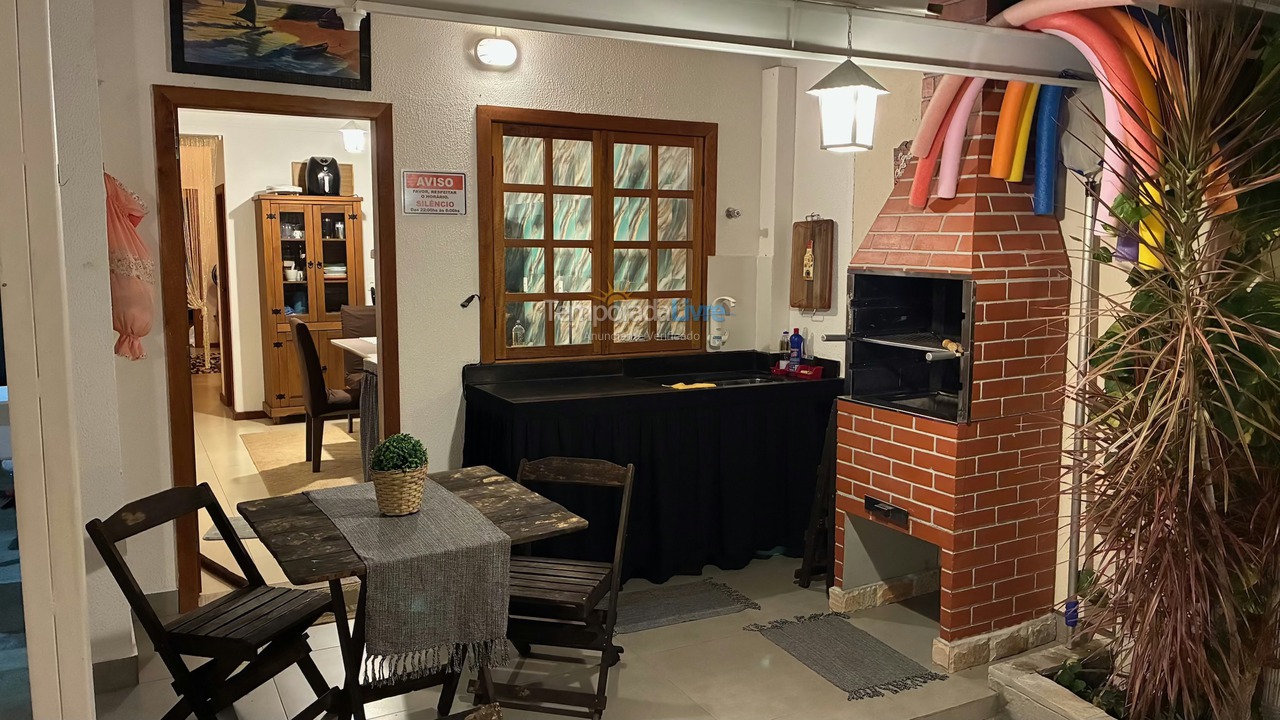 Casa para aluguel de temporada em Pirenópolis (Pirenópolis)
