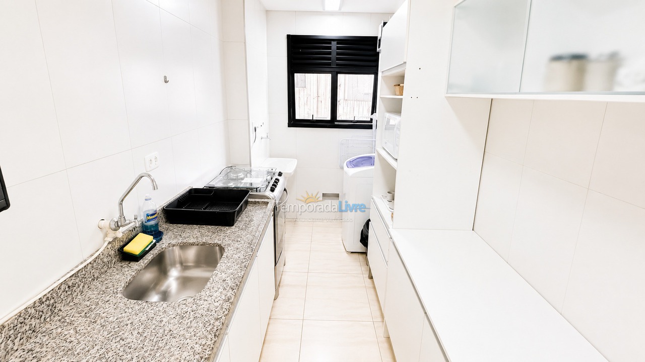 Apartamento para aluguel de temporada em Guarujá (Pitangueiras)