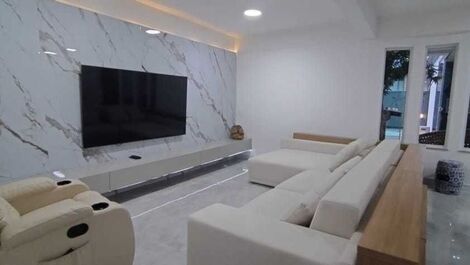 Casa para temporada em Jurerê Internacional