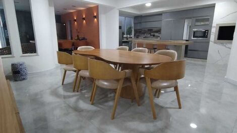 Casa para temporada em Jurerê Internacional