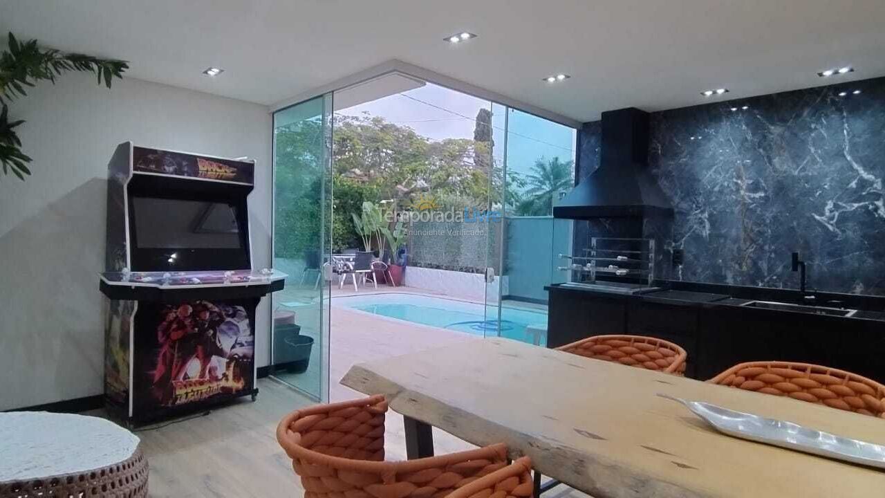 Casa para aluguel de temporada em Florianopolis (Jurerê Internacional)
