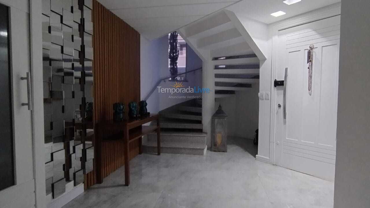 Casa para aluguel de temporada em Florianopolis (Jurerê Internacional)