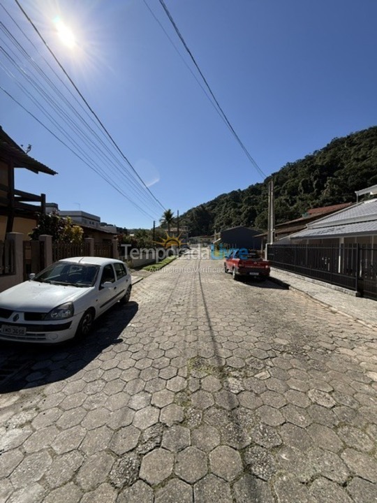 Casa para aluguel de temporada em São Francisco do Sul (Enseada)